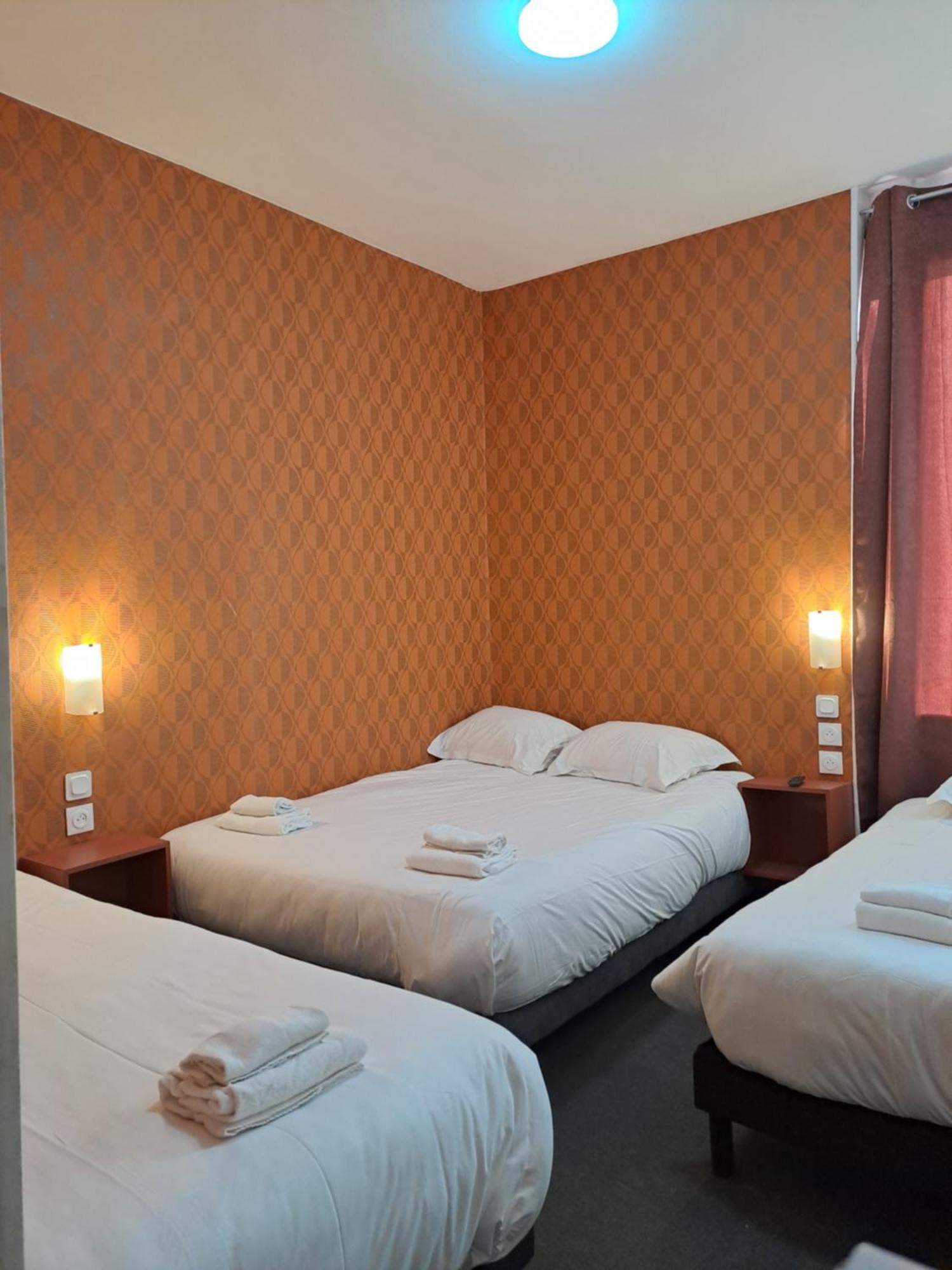 Hotel Le Celtic มงต์ลูซง ภายนอก รูปภาพ